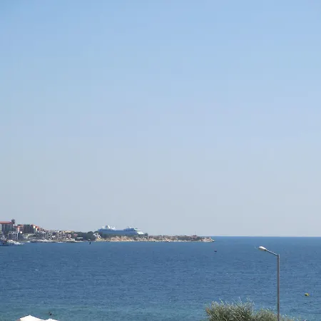 Low-cost 50m From The Beach! * Ravda